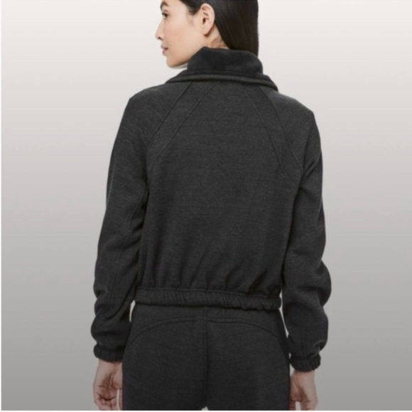A346 Lululemon Plush Times Jacket Heathered Core Black / Black sz 4 - Picture 3 of 8